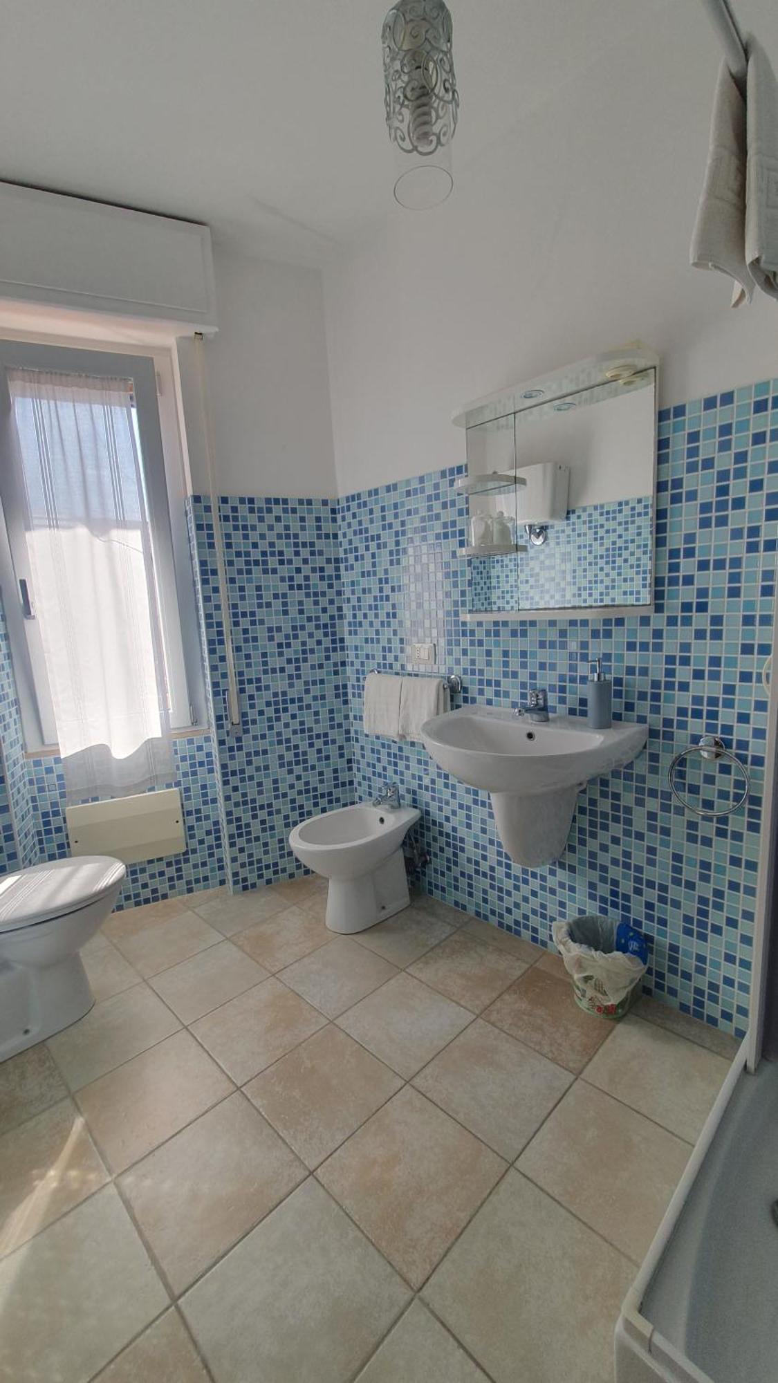 Blue Dolphin Guest House Alghero Bagian luar foto